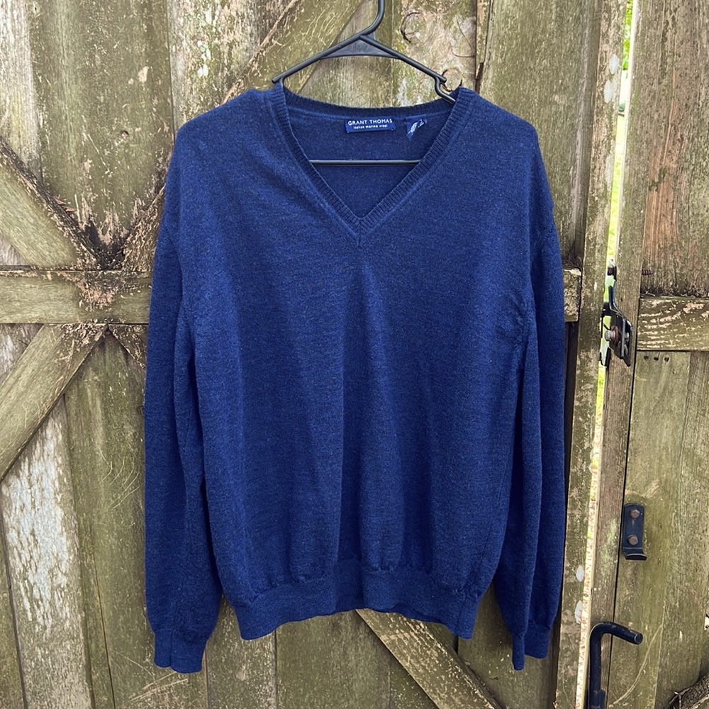 Grant Thomas Navy V neck Sweater